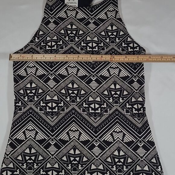 PINK Victorias secret Aztec racer back dress size XS Xtra small - Picture 5 of 10